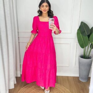 Vestido Laise 100% Algodão Midi Alongado Decote Quadrado Romântico Modelo Milena Veste 38-42
