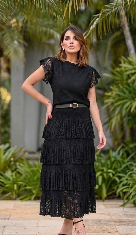 Conjunto Feminino Renda Guipir Blusa Manga Curta e Saia Midi em Camadas Elegante - Imagem 4