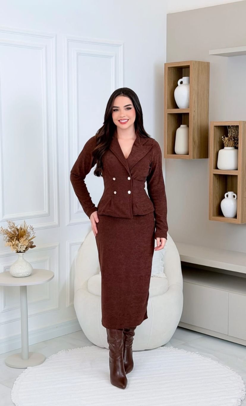 Conjunto Elegance Midi – Casaco Blazer e Saia (Tamanho Único 38 ao 42) - Imagem 3